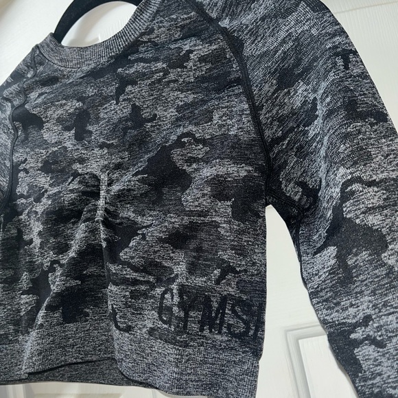 Gym Shark Long Sleeve Workout Top - New With Tags - Picture 2 of 5